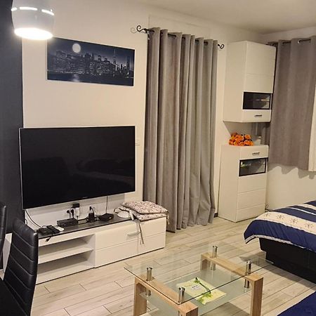 Apartments Peti Πούλα Δωμάτιο φωτογραφία