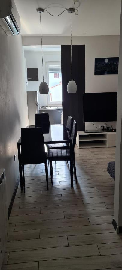 Apartments Peti Πούλα Εξωτερικό φωτογραφία