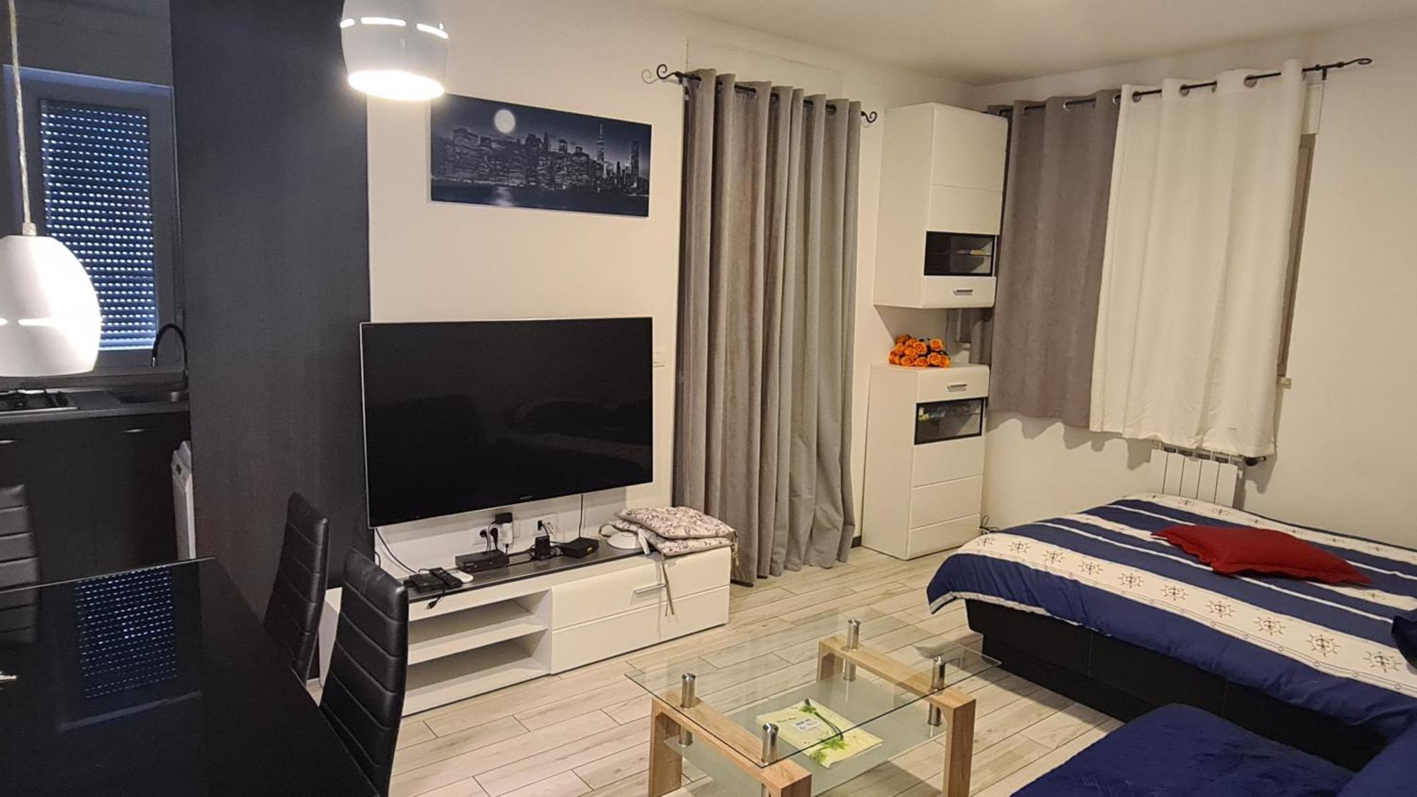 Apartments Peti Πούλα Δωμάτιο φωτογραφία